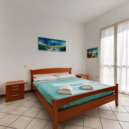 Апартаменты Perla Del Mare *
